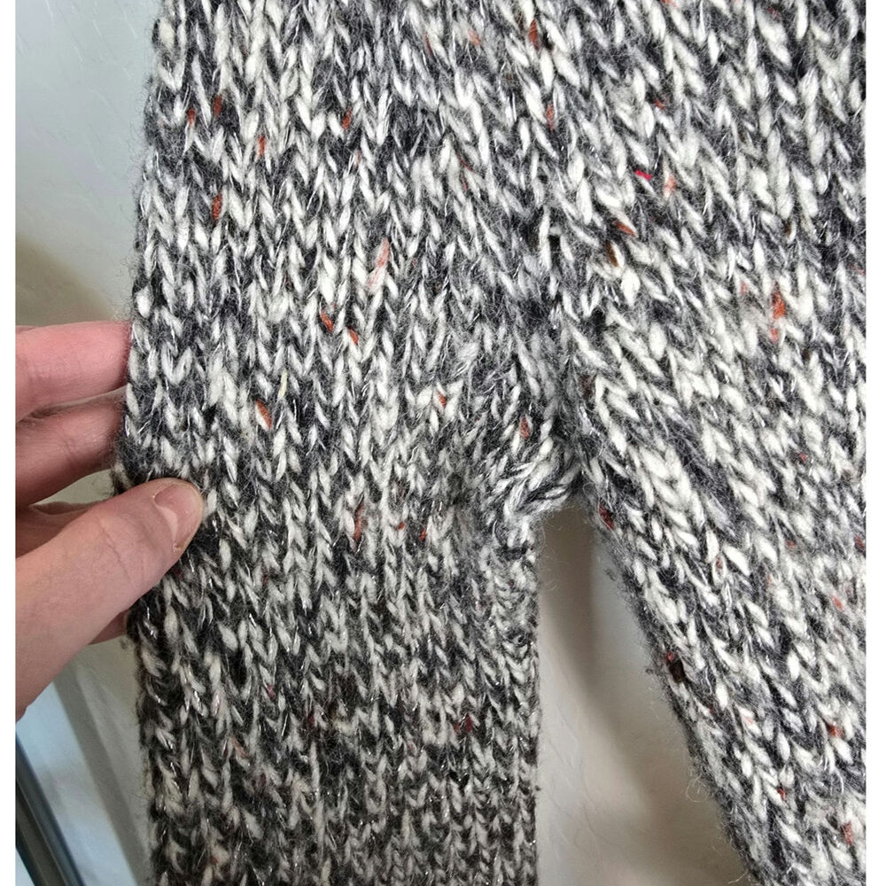 Express Sweater Jacket Wool Blend size Medium has Sparkle‎ Heather Gray - Picture 4 of 5